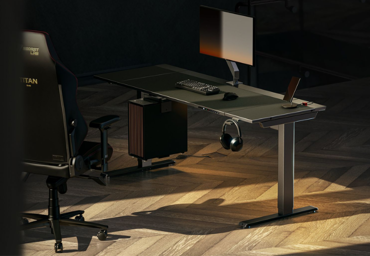 secretlab-magnus-evo-desk